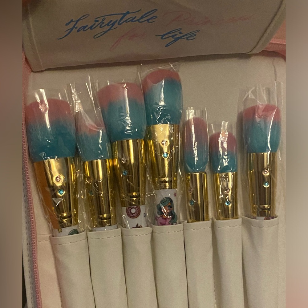 SLMissGlam Brush Book